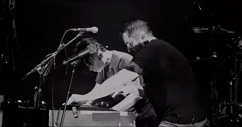 Veja performance ao vivo de Nine Inch Nails com Gary Numan