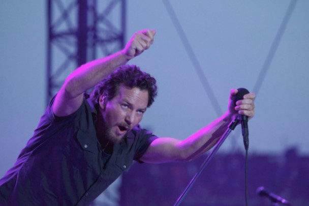 Pearl Jam mostra gravações do disco novo