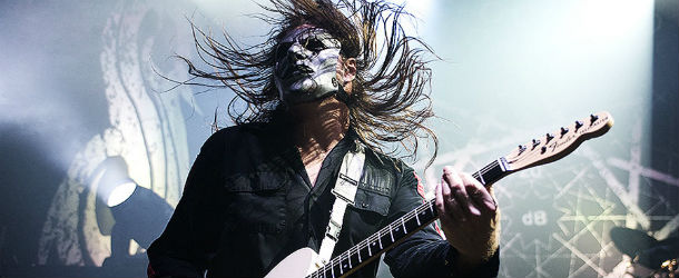 Guitarrista do Slipknot divulga foto em estúdio
