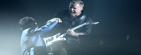 Metallica toca “One” ao lado de pianista erudito