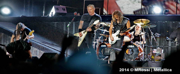 Metallica: energia sob chuva