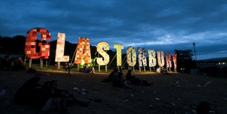 Coronavírus: edição de 50 anos do festival de Glastonbury é cancelada