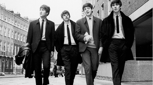 Beatles lançam vídeo de “Hey Bulldog”