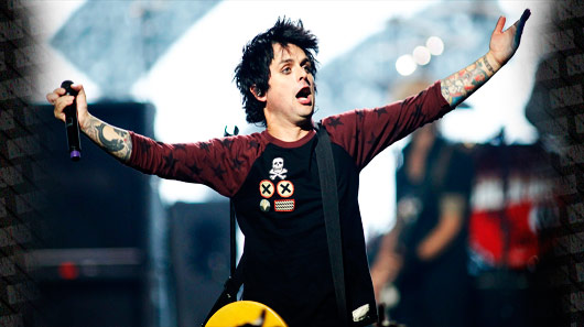Billie Joe Armstrong, do Green Day, faz cover de um clássico da new wave