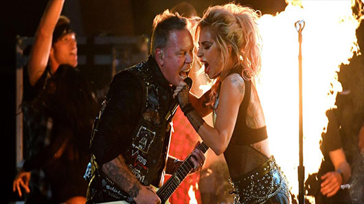 Produtor do Grammy pede desculpa ao Metallica após falha no microfone