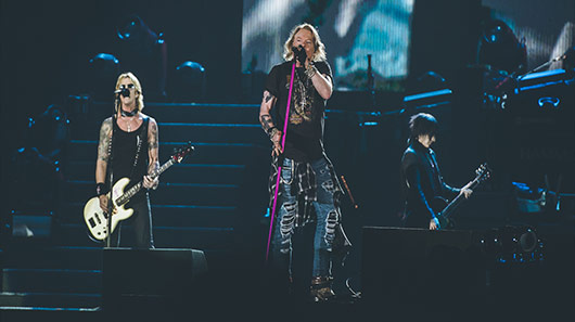 Vídeo: Guns N’Roses reforma antiga canção para apresentar sua “música nova”
