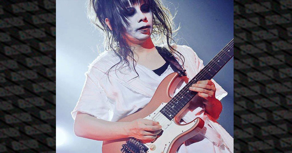 Mikio Fujioka, guitarrista do Babymetal, morre aos 36 anos