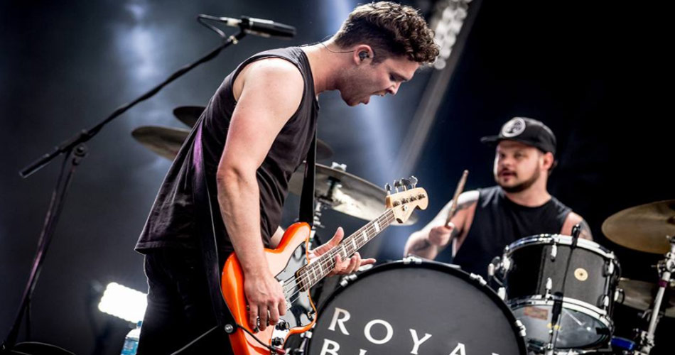 Royal Blood mostra no Lollapalooza como fazer rock´n´roll usando apenas baixo e bateria
