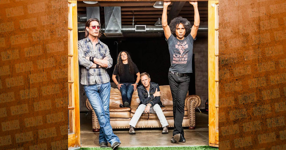 Jerry Cantrell: “Alice in Chains lançará novo disco em breve”