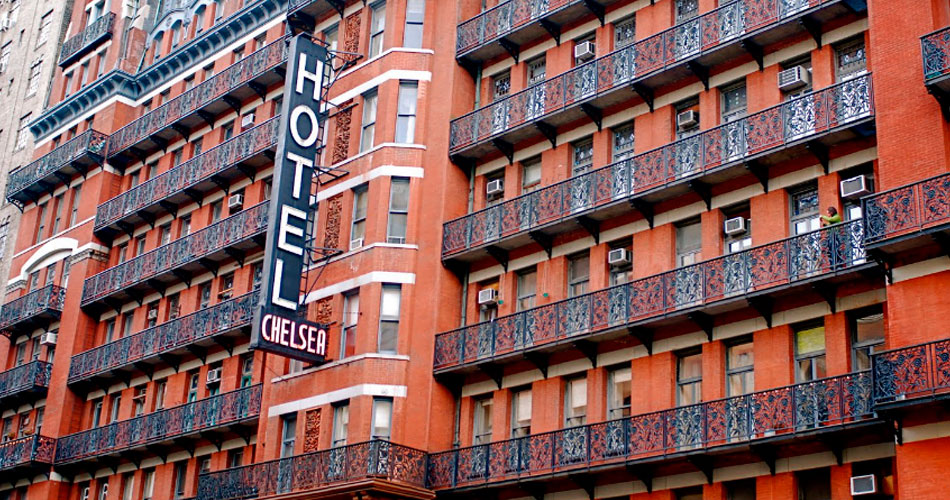 Chelsea Hotel: porta do quarto que hospedou Bob Dylan é vendida por US$ 100 mil
