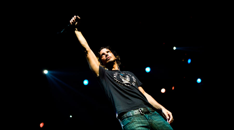 Em gravação inédita, Chris Cornell canta “Patience”, do Guns N’ Roses
