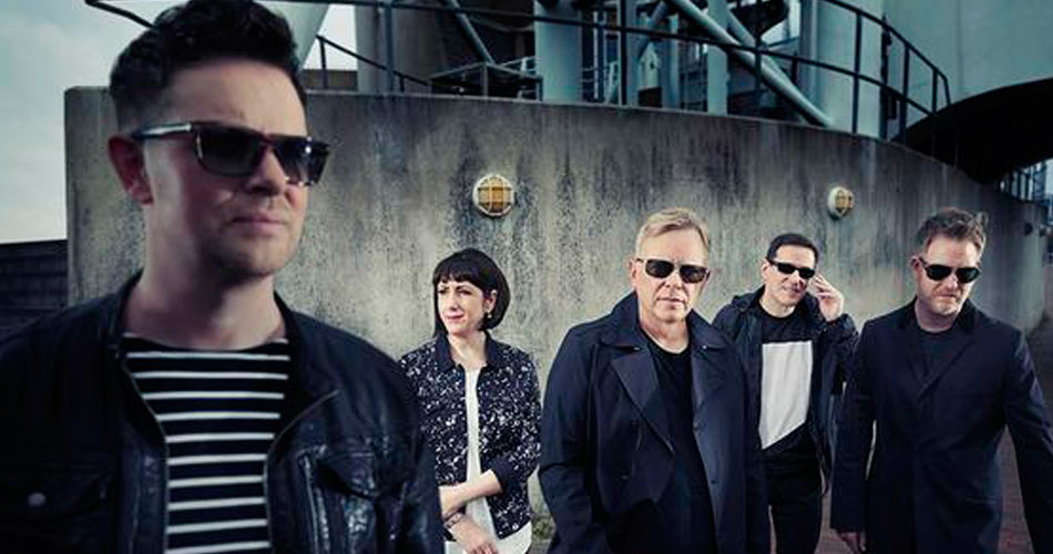 New Order: novo disco traz show em Manchester com orquestra de sintetizadores