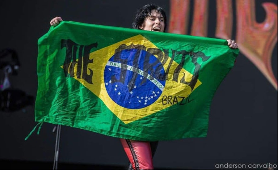 Lollapalooza: Luke Spiller mostra incrível presença de palco e apresenta The Struts ao Brasil
