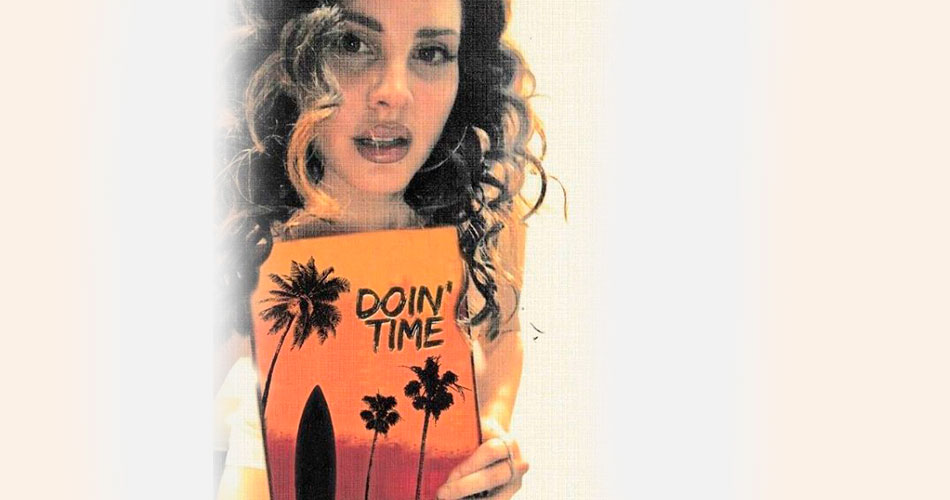 Ouça: Lana Del Rey faz cover de “Doin’ Time”, do Sublime