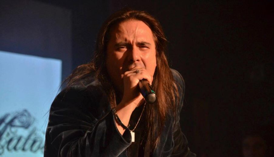 Morre Andre Matos, maior vocalista brasileiro de metal