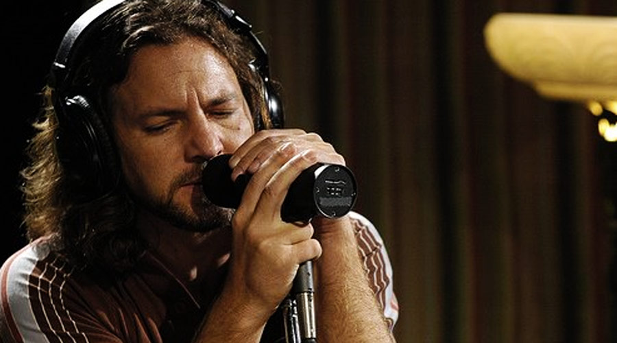 Pearl Jam: live beneficente rola na noite desta quarta-feira
