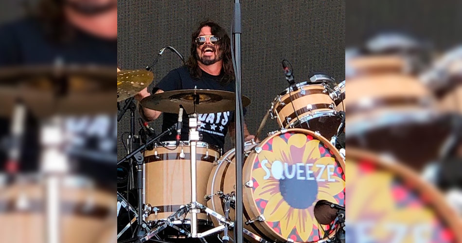 Em festival, Dave Grohl toca com Squeeze e curte show de Daryl Hall & John Oates