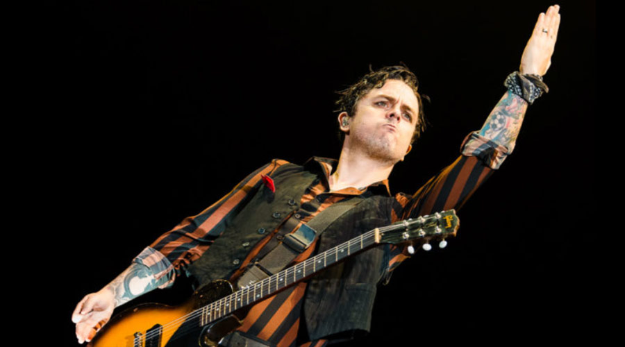 Green Day muda letra de música e inicia 2024 com discussão política nas redes sociais