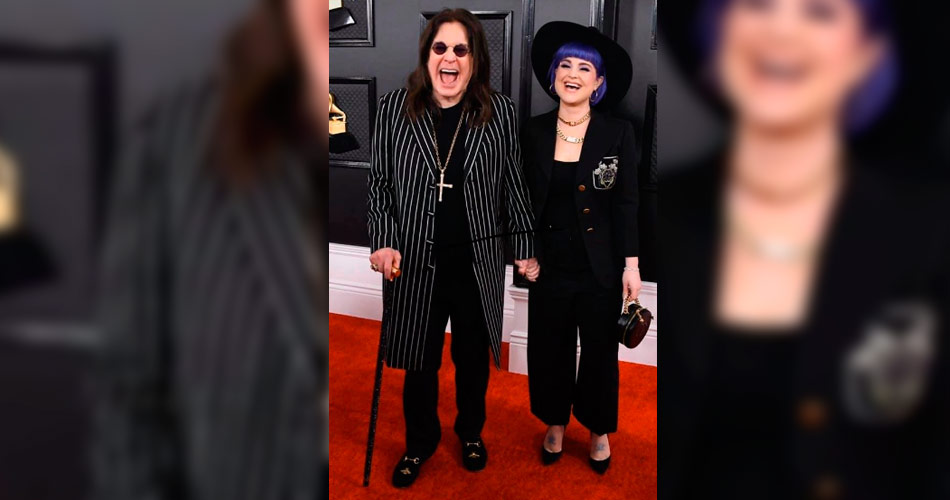 Usando bengala, Ozzy Osbourne afirma que 2019 foi “um ano infernal”