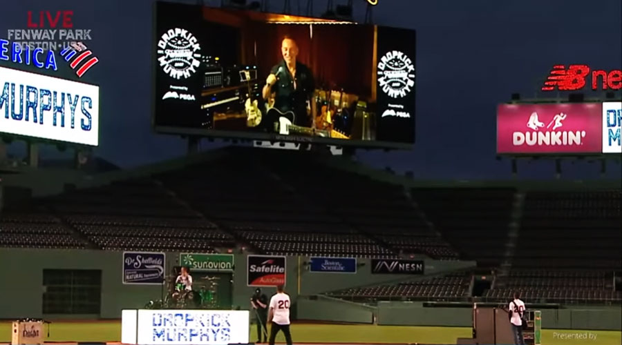 Bruce Springsteen participa virtualmente de show em estádio vazio do Dropkick Murphys