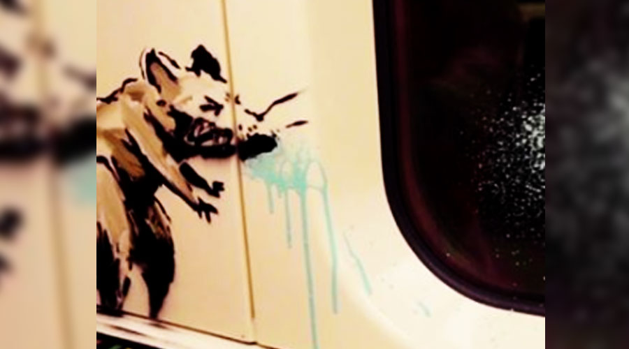 Banksy faz intervenção sobre pandemia em metrô e usa música do Chumbawamba