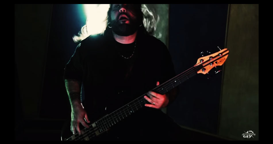 Armored Dawn: Fernando Quesada é o novo baixista da banda