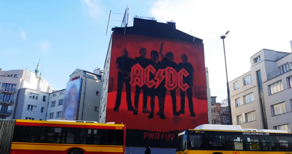 AC/DC ganha incrível mural na capital da Polônia