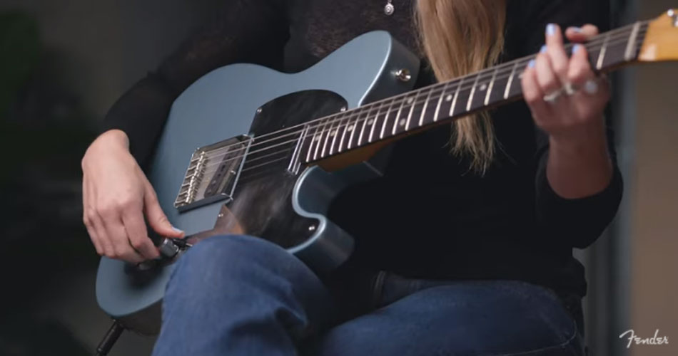 Chrissie Hynde, do Pretenders, lança guitarra para encorajar mais pessoas a formar bandas