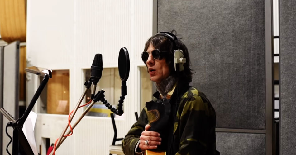 Richard Ashcroft (The Verve) faz nova versão para clássico de John Lennon