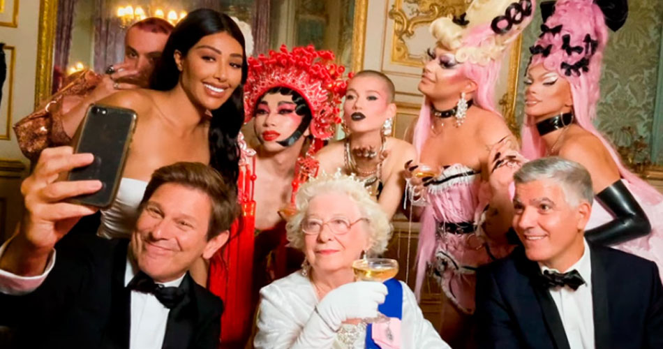 Duran Duran reúne Rainha Elizabeth, 007, Kim Kardashian e George Cloone em novo videoclipe
