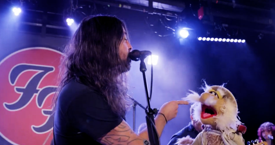 Foo Fighters faz música tema para nova produção com bonecos Muppets