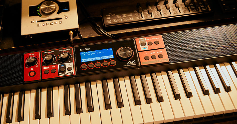 Casio lança teclado capaz de tocar letras e notas com tecnologia de síntese vocal