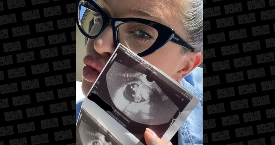 Kelly Osbourne, filha de Ozzy, anuncia que está grávida de seu primeiro filho