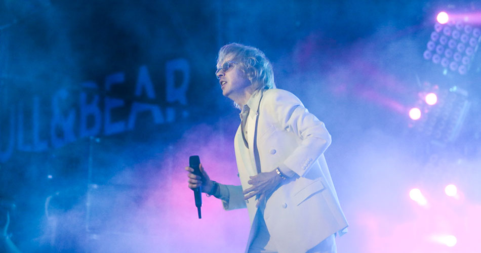 Primavera Sound Barcelona: Beck entrega show com grandes sucessos e faz estreia ao vivo do single “Stratosphere”