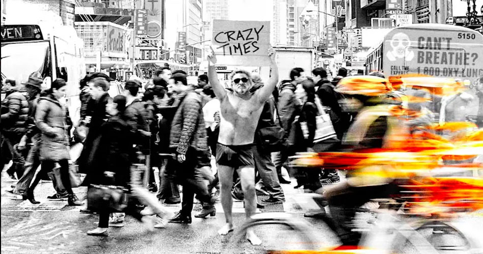 Sammy Hagar and The Circle anunciam novo disco; veja clipe da faixa-título “Crazy Times”