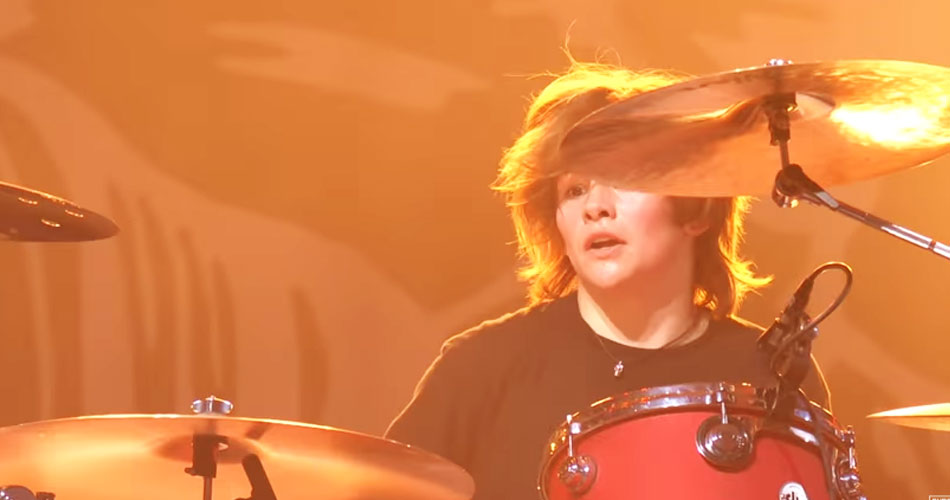 MTV libera vídeo oficial do Foo Fighters tocando com filho de Taylor Hawkins