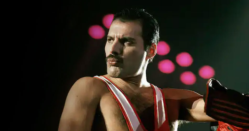 Freddie Mercury fica fora do Top 10 dos melhores cantores/cantoras de todos os tempos