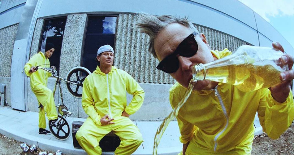 Novo álbum do Blink-182 está chegando, diz Travis Barker
