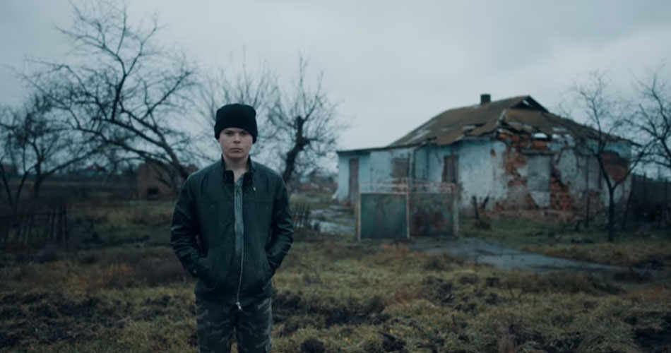 Imagine Dragons lança videoclipe que mostra o impacto da guerra na Ucrânia