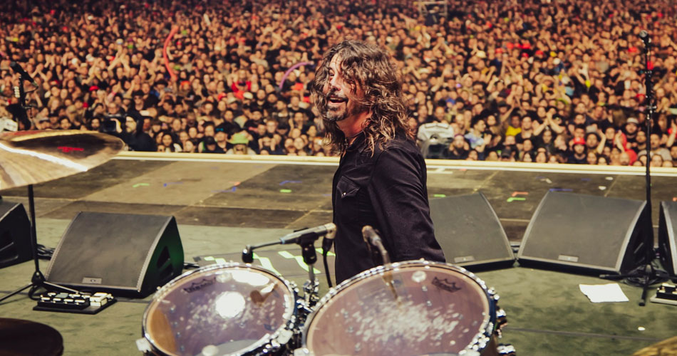 Dave Grohl escreve carta emocionante aos fãs do Foo Fighters