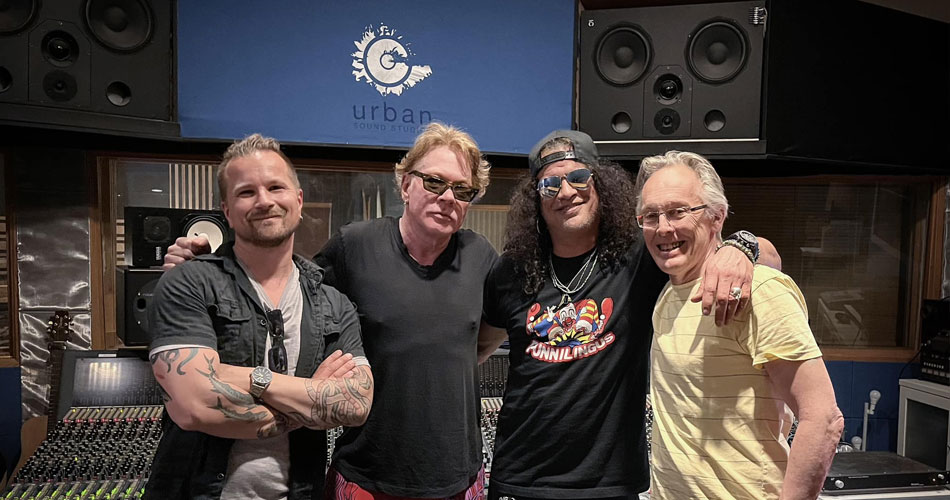 Guns N’ Roses faz “ajustes de estúdio” visando novo álbum