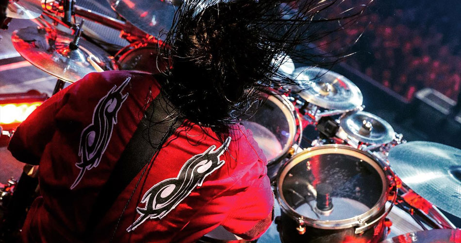 Escolha de novo baterista do Slipknot ainda não foi feita, diz Corey Taylor
