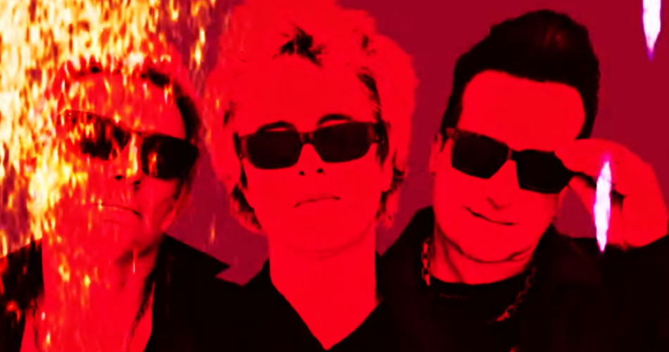 Green Day prepara show intimista para lançamento de novo álbum