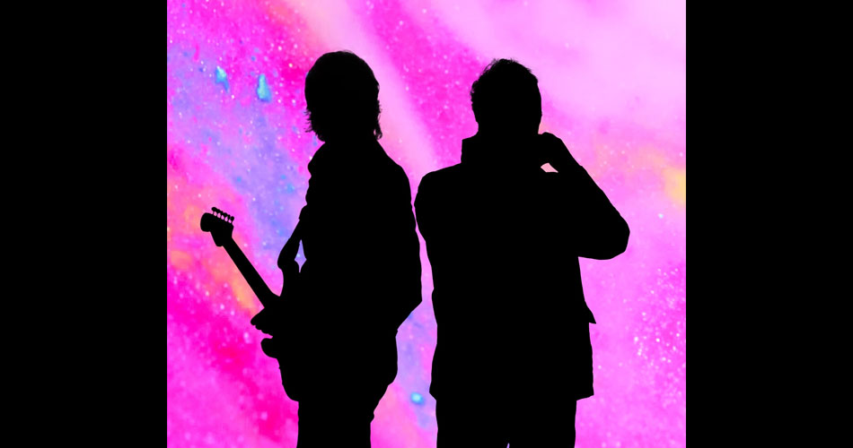 Liam Gallagher (Oasis) e John Squire (Stone Roses) iniciam novo projeto; ouça o single “Just Another Rainbow”