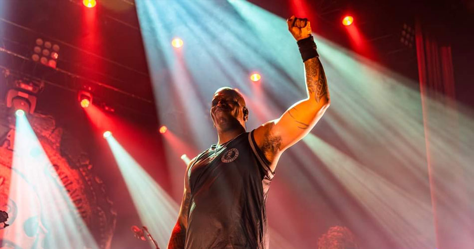 Sepultura anuncia fim da banda com turnê de despedida